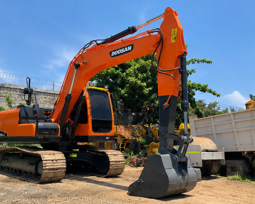 DOOSAN DX140lca