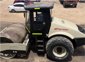 Vibrocompactador SD 100